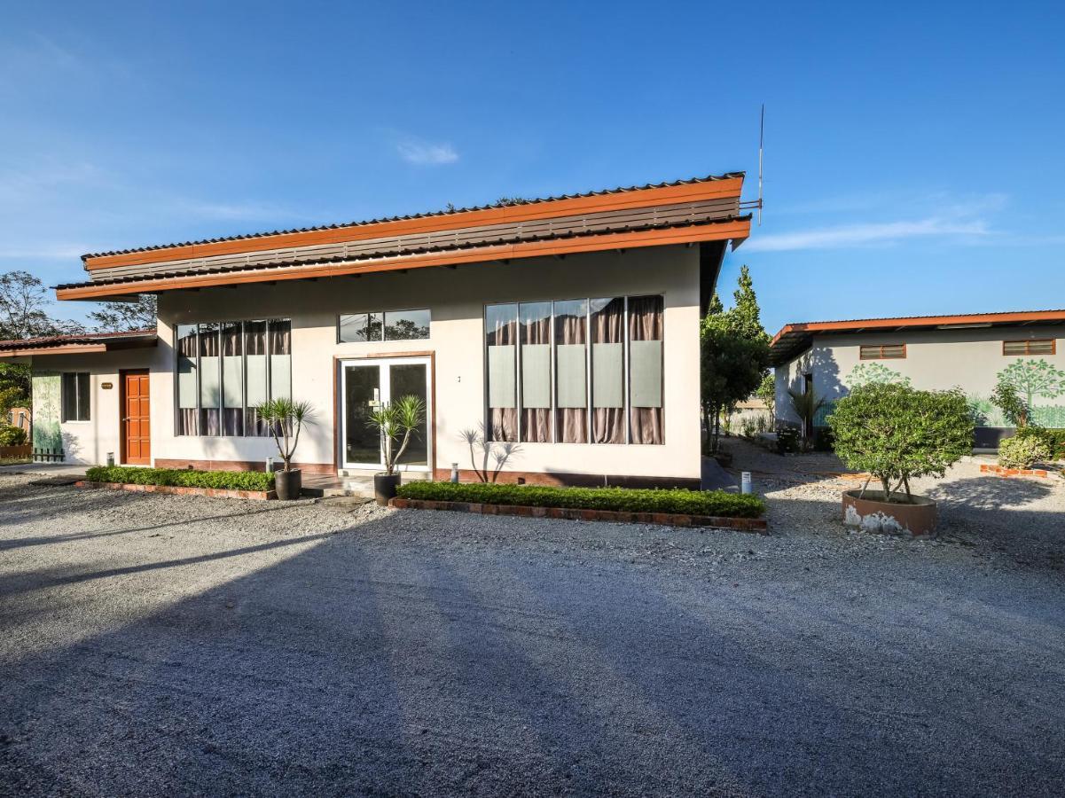 兰卡威度假村和会议中心-住哪里酒店 Ayer Hangat 外观 照片