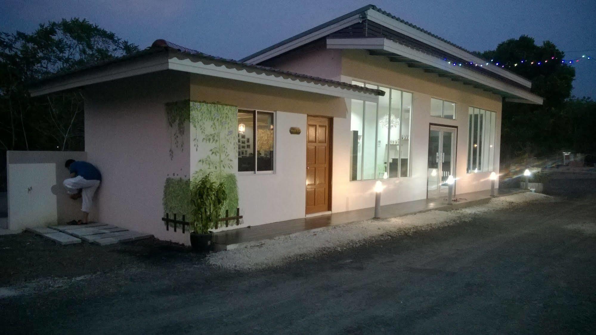 兰卡威度假村和会议中心-住哪里酒店 Ayer Hangat 外观 照片